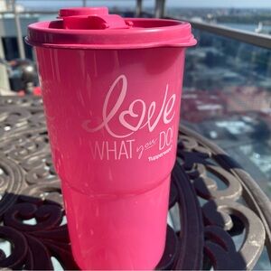 Tupperware - Pink tumbler Love what you do 875 ml
